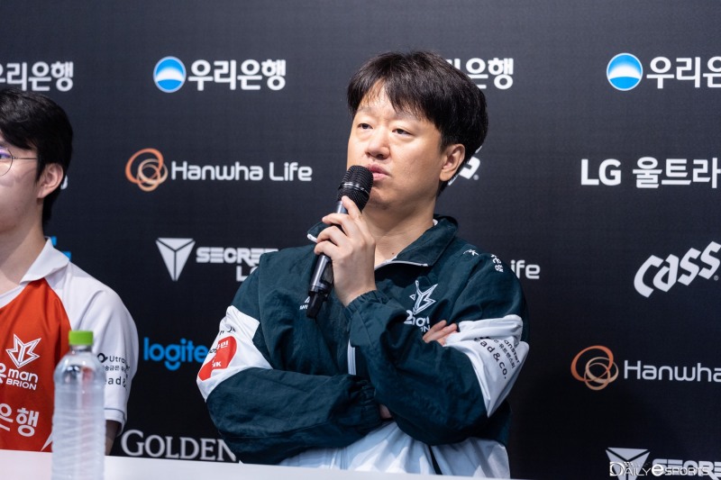 최우범 감독, "시즌 첫 승 수훈은 '페이트'와 조재읍 분석관"