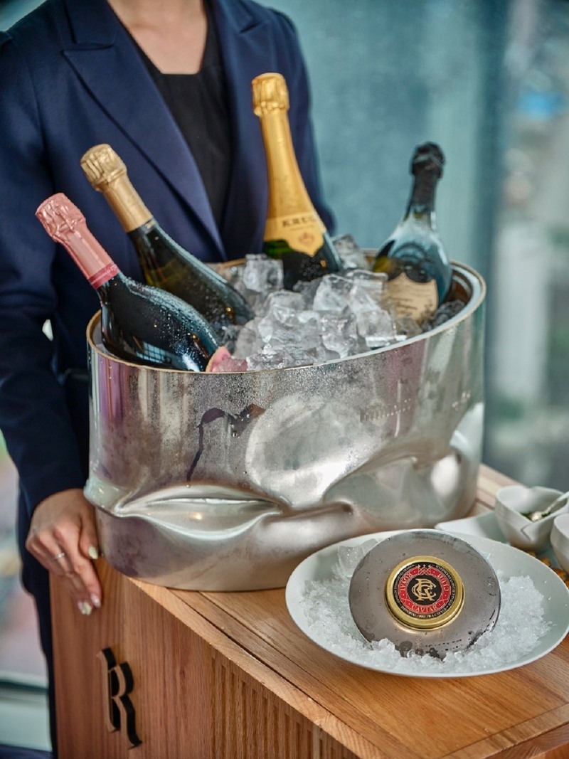 파크 하얏트 서울, 호텔 최상층 더 라운지에서 즐기는 청량한 여름 ‘샴페인 앳 더 파크’