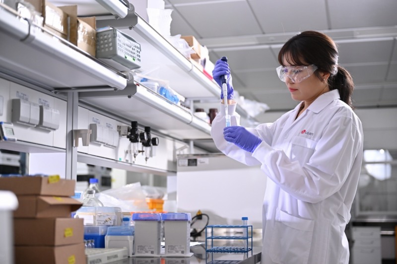 LG화학 연구원 모습 (LG화학 제공)
