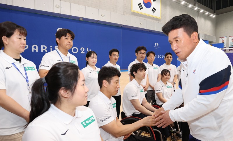 하나금융그룹, '2024 파리 패럴림픽' 국가대표 선수단의 선전을 응원합니다