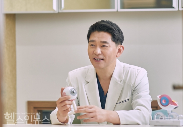 강남서울밝은안과 박형직 대표원장