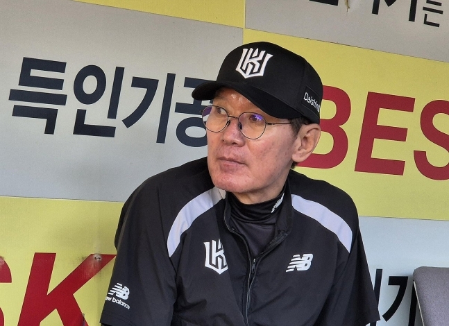 kt wiz 이강철 감독