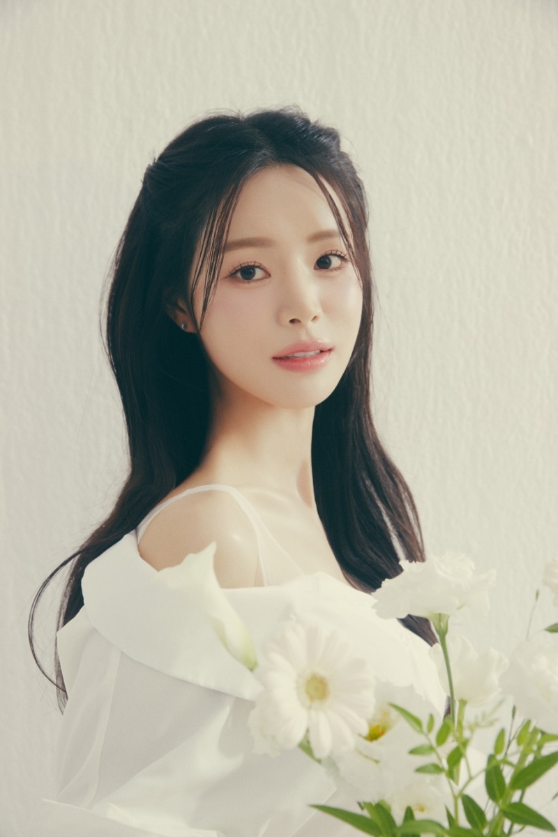‘미스트롯3’ 한여름, 포고엔터와 전속계약 체결…새로운 도약 예고