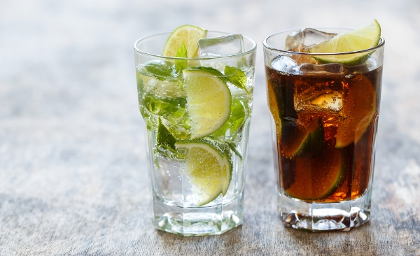 여름철 무더위 날려주는 과일과 탄산, 무턱대고 먹었다간 당뇨병 위험 높아져 (클립아트코리아)