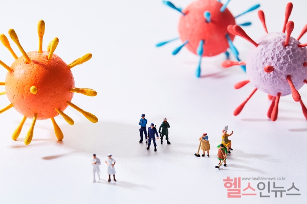 코로나19, 백일해, 폐렴... 4주째 환자 증가세, 호힙기 감염병 예방수칙 철저히 준수해야 (클립아트코리아)