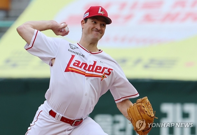 역투하는 앤더슨