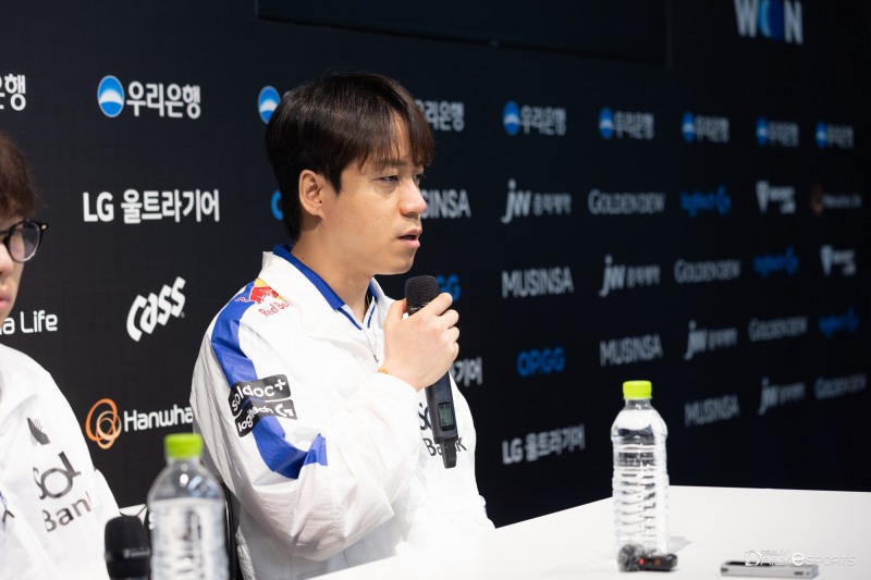 DRX 김목경 감독, "T1에게 1세트 드래곤 영혼 준 판단 아쉬워"