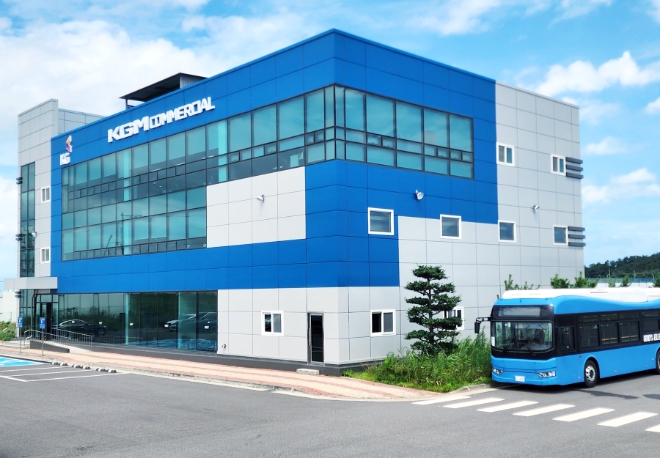 KGMC 군산공장 연구소 / 사진=KGMC 제공