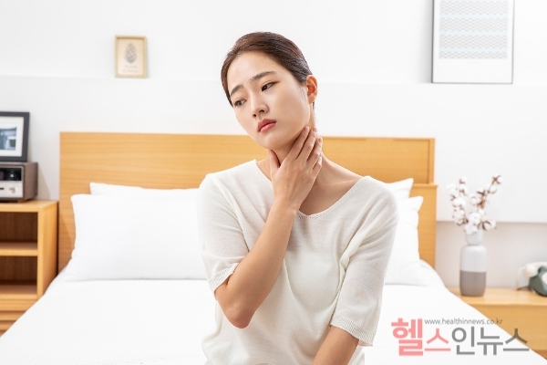 한여름 무더위에도 추위느끼는 갑상선기능저하증 환자들, 조기 발견·적극적인 치료 중요해 (클립아트코리아)