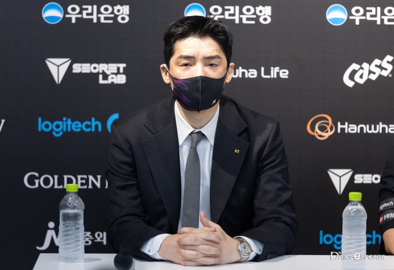 한화생명 잡은 kt 강동훈 감독, "선수들 더 많은 자신감 얻을 수 있을 것"