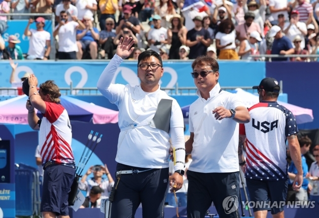 '최고의 궁사' 우뚝 선 김우진, 개인전 금메달...마지막 퍼즐 조각 맞췄다