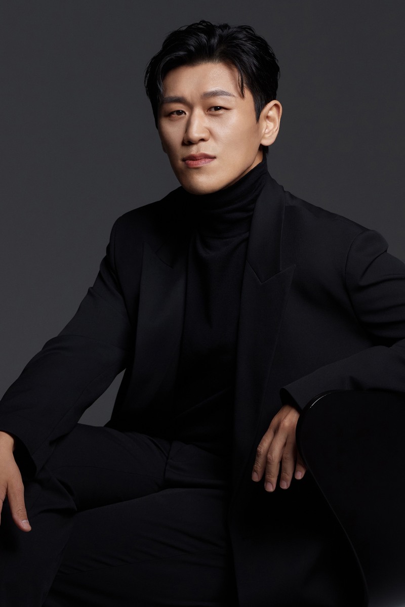 강홍석, 뮤지컬 '알라딘' 캐스팅…“10년 기다린 작품...내가 느낀 감정들을 관객들에게 꼭 전해드릴 것”