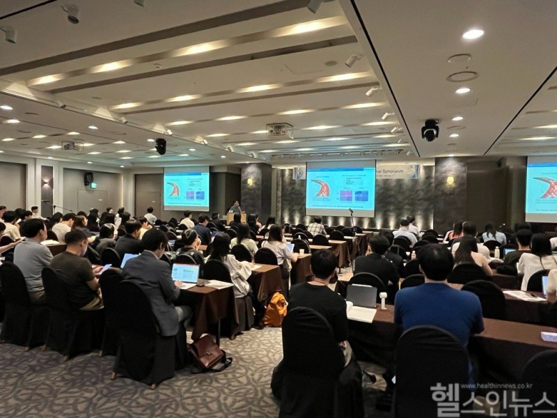 한국분자세포생물학회 리보핵산과 여름 심포지엄 현장 (랩지노믹스 제공)