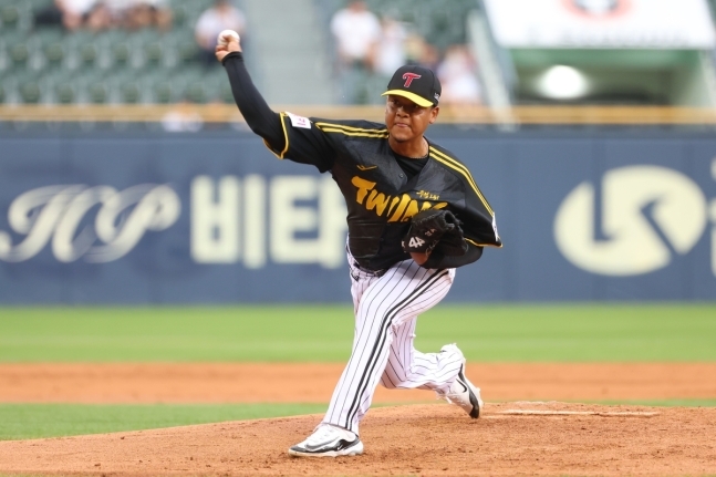 LG 외국인 투수 에르난데스