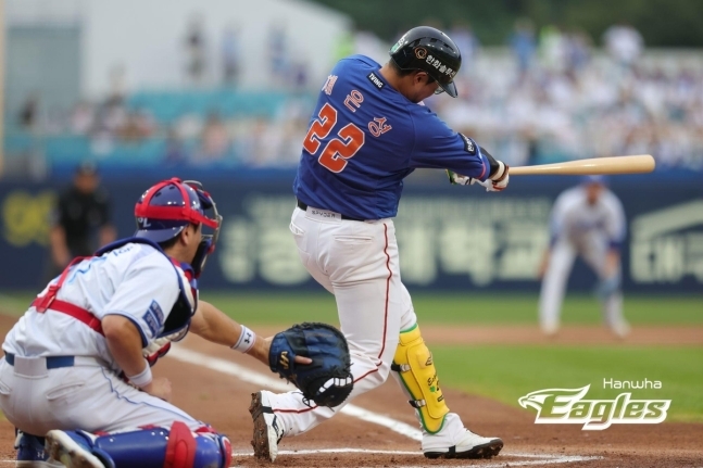 연타석 홈런을 날린 한화 채은성