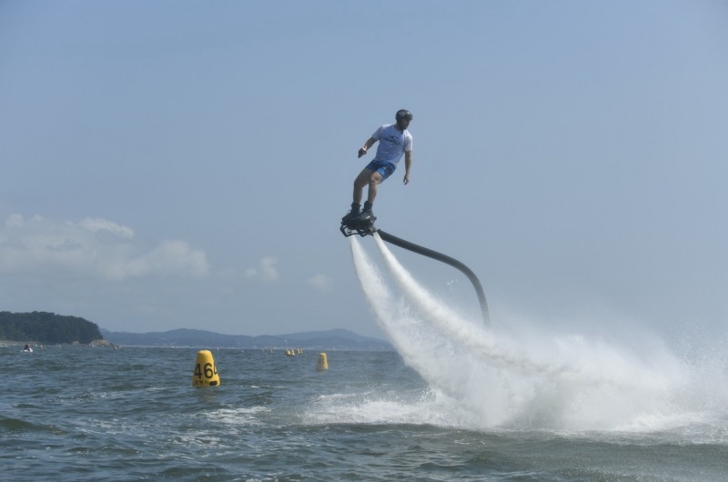 오닐, 플라이보드 대회 공식 후원