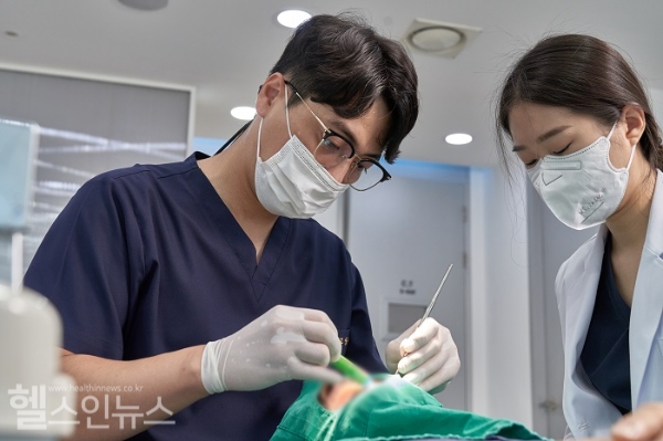 고르다치과의원 강남점 고상훈 대표원장