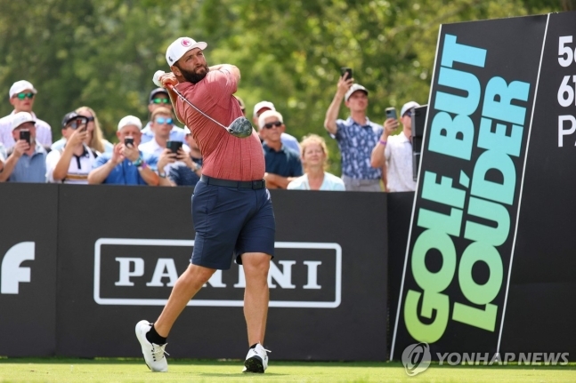 람의 2라운드 경기 모습.