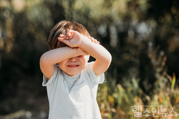 여름철 영유아 사이에서 수족구 빠르게 확산, 철저한 위생 관리 및 면역력 강화에 각별히 신경 써야 (클립아트코리아)