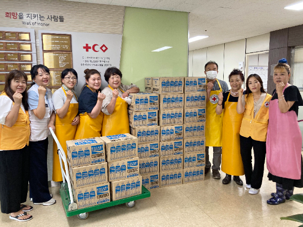 동아오츠카, 대한적십자사 서울지사에 포카리스웨트 기부