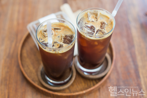 현대인들이 사랑하는 대표 음료 커피. 커피가 가진 9가지 건강 상 효능은 무엇일까? (클립아트코리아)