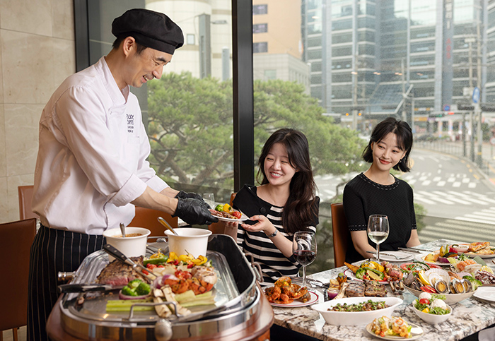 포포인츠 바이 쉐라톤 서울 구로, 요일별 다채롭게 구성된 주중 디너 프로모션 선봬