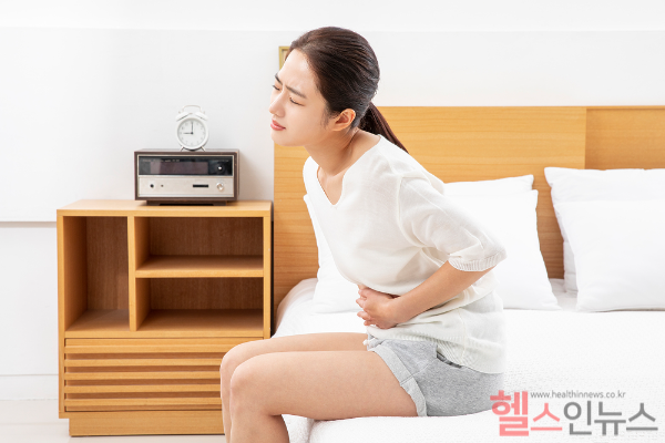 자궁내막암. 비만 인구 급증, 저출산 및 고령 임신 등으로 환자 수 꾸준히 늘어나고 있어.... 조기 진단 및 적극적 치료가 핵심 (클립아트코리아)