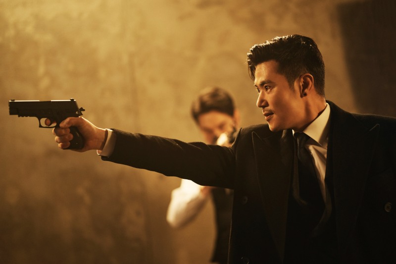 ‘폭군’ 김강우, 매력甲 빌런 폴…‘나른 섹시 카리스마+반전의 허당미’