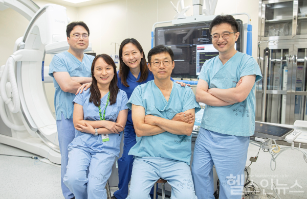 부산대병원 순환기내과 판막질환 시술팀 (부산대병원 제공)