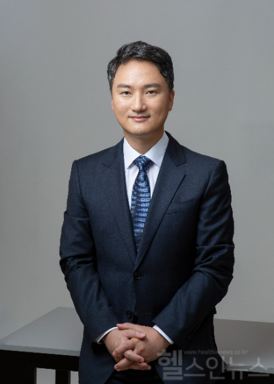 첫눈애안과 윤삼영 원장