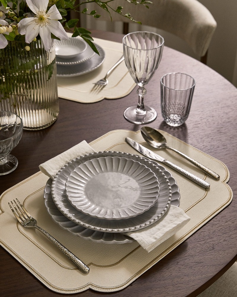 까사미아 헤리티지 식기 시리즈