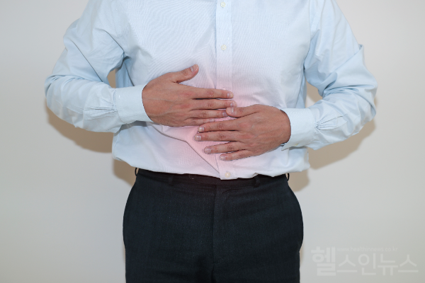 여름철 발병 위험 높아지는 대표적인 질환 '요로결석'.... 충분한 수분 섭취로 예방하고 의심 증상 있을 땐 조기 치료하는 것이 중요 (고려대 구로병원 제공)