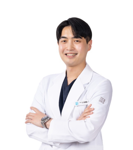 감탄정형외과 유재중 원장