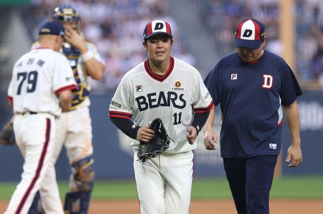 시라카와, 두산 데뷔전 4실점