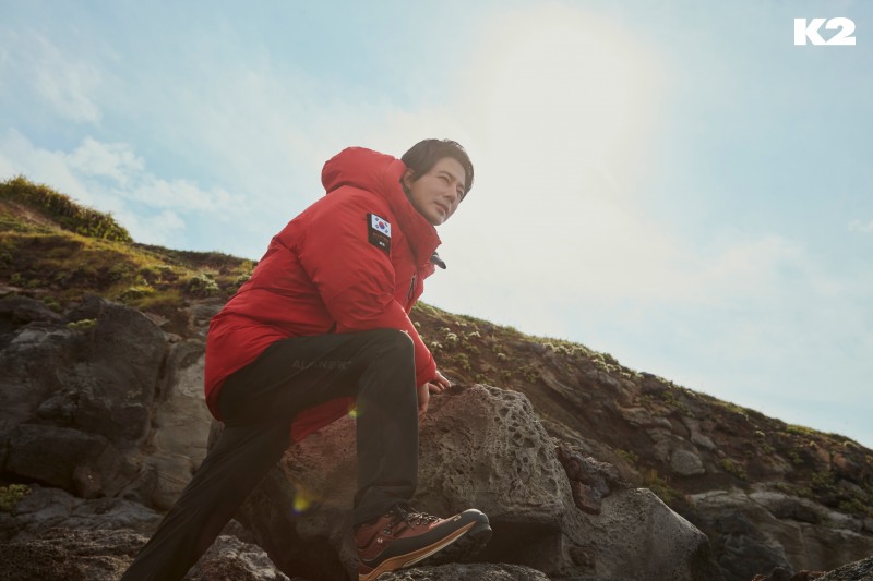 K2, 조인성과 함께한 24FW화보 공개