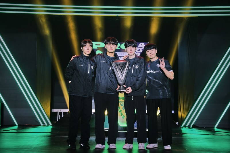 FC 프로 챔피언스 컵 우승에 성공한 WH게이밍(사진 제공=넥슨).