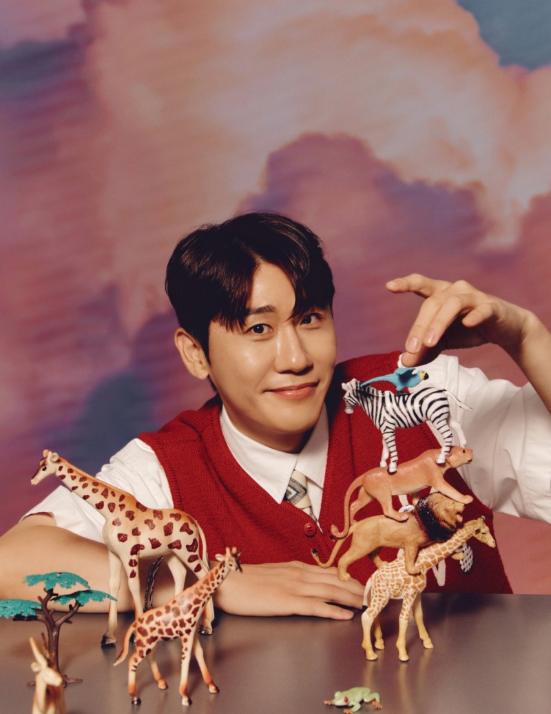 영탁, 새 미니 앨범 ‘SuperSuper’ 네 번째 콘셉트 포토 공개…‘독보적 멋짐’ 쾌남 완결판