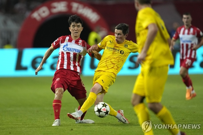 보되와의 경기에 출전한 황인범