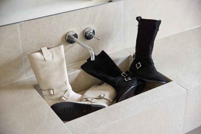 크리스틴 24'FW 컬렉션, 출시 2주만에 전량 판매