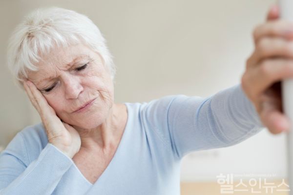 일상생활 중 겪기 쉬운 어지럼증, 뇌졸중처럼 생명을 위협할 수 있는 위험한 질환을 알리는 신호일 수도 있어 (클립아트코리아 제공)