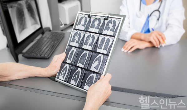 질병관리청, 65세 이상 노년층 매년 1회 결핵검진 실시 (클립아트코리아)