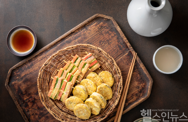 온 가족이 모이는 추석 명절 연휴 동안 각별히 주의해야 할 응급질환들, 음식에 따른 알레르기 반응(아나필락시스)부터 기도 막힘 사고 등 조심할 필요가 있다. (클립아트코리아 제공)