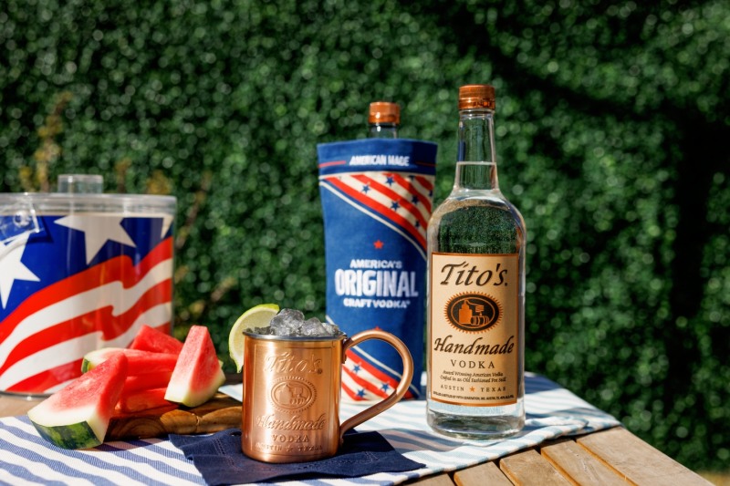 하이트진로, 미국 판매 1위 프리미엄 보드카 ‘티토스’ 출시