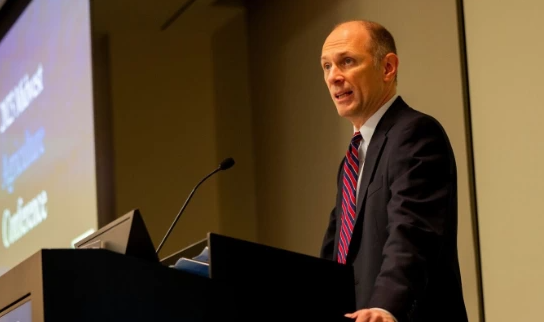 (상보) 연준 굴스비 "내년에 더 많은 금리인하 예상"