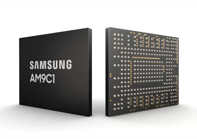 삼성전자는 업계 최초로 8세대 V낸드를 적용한 PCIe 4.0 차량용 SSD AM9C1 개발을 완료했다고 24일 밝혔다. 사진은 삼성전자 차량용 SSD AM9C1 제품 이미지. (사진 = 삼성전자 제공)