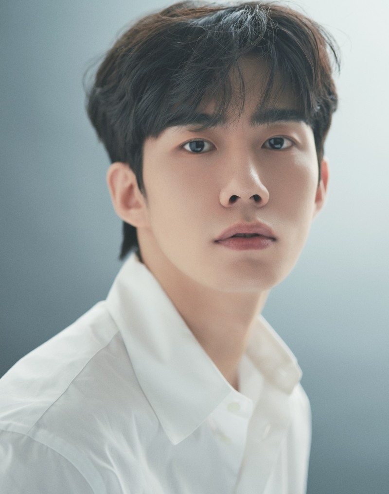 손우현, 연극 ‘테베랜드’ 출연…초연 이어 재연도 함께