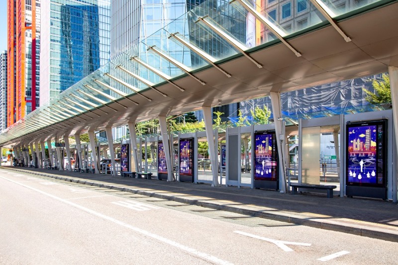 제이씨데코, 공공시설물 품질 개선을 위해 주요 환승센터 디지털스크린 교체