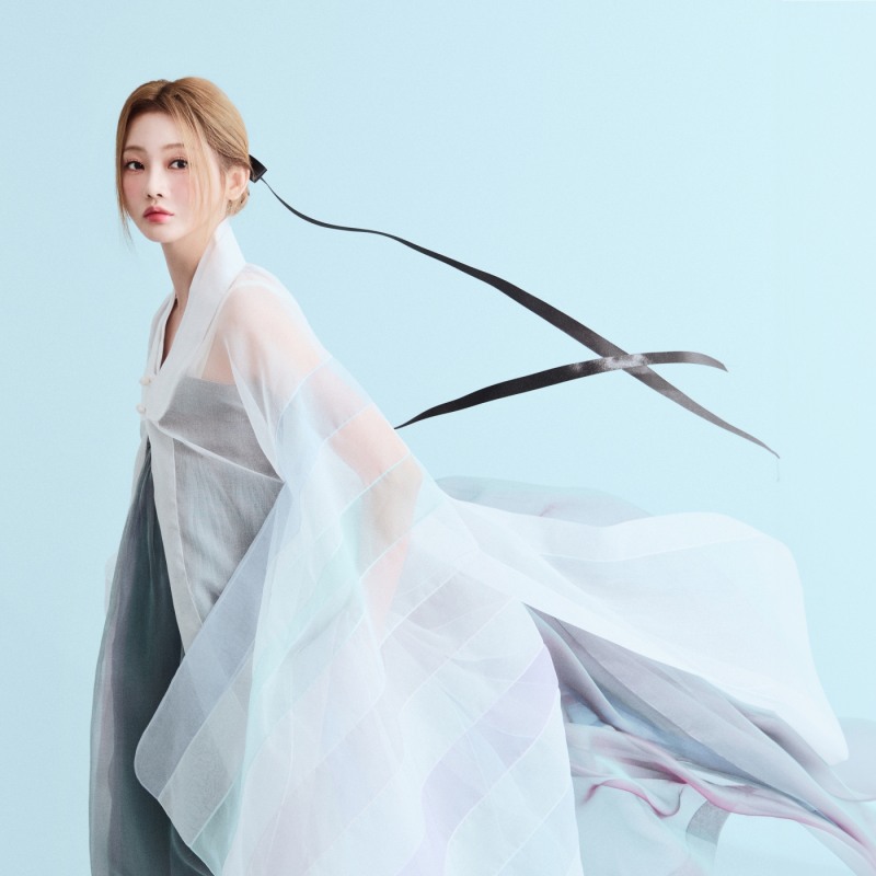 홍지윤, 4일 신곡 ‘어느 하늘에 어느 바다에’ 발매…12년 만에 명곡 재탄생