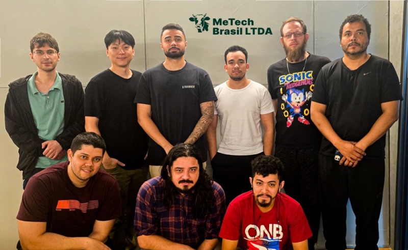 브라질 현지 법인 임직원들(사진 뒷줄 왼쪽 두번째 브라질 법인장 도미닉 리)