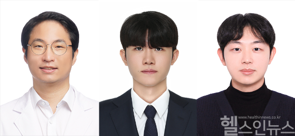 (왼쪽부터) 방사선종양학과 임채홍 교수, 의과대학 강한승, 도우현 (고려대학교 안산병원 제공)